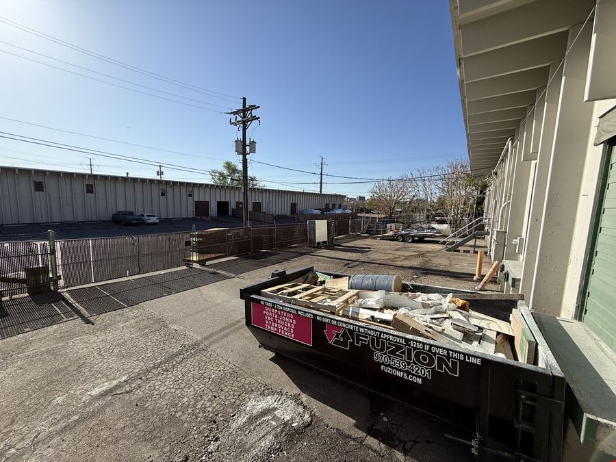 4860-4870 Broadway 