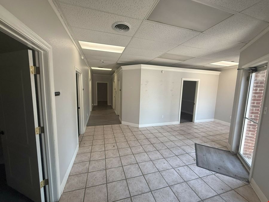 600 S Bell Blvd