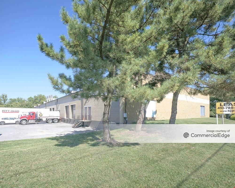 Glen Burnie Business Center - 7221 Grayburn Drive
