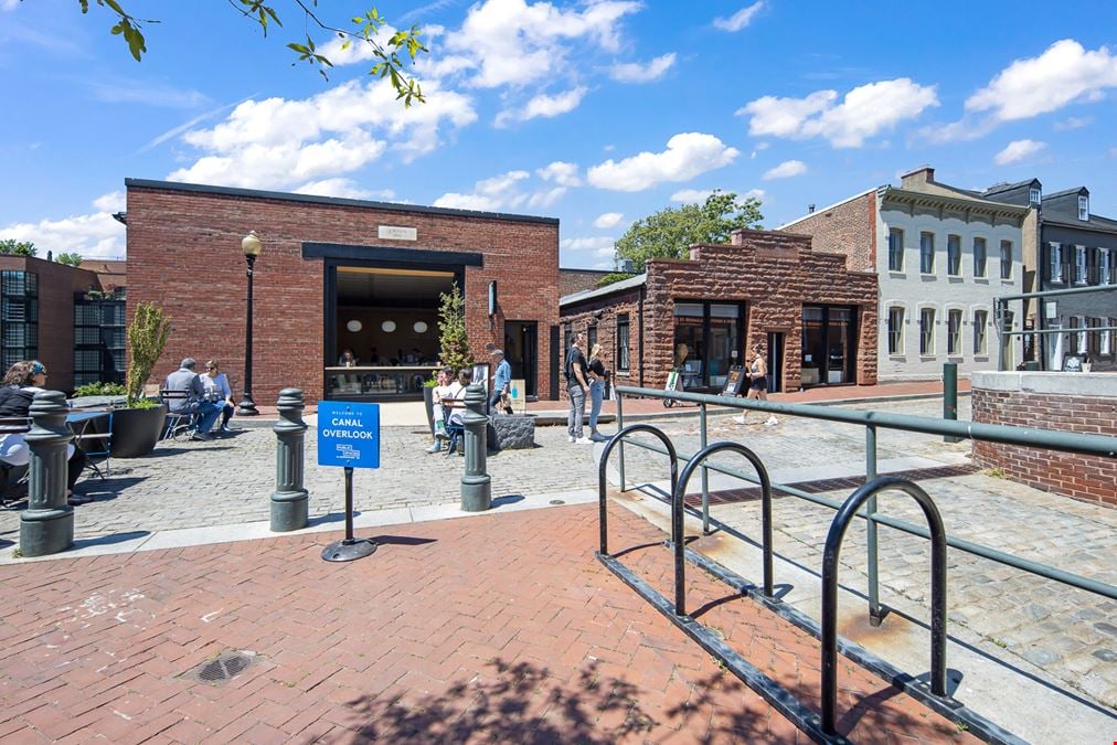 Caton's Walk (1046-1054 Potomac Street NW & 1025-1034 33rd Street NW)