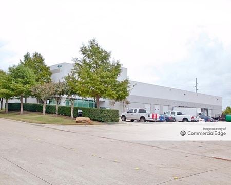 Preview of Industrial space for Rent at 902 Nicholson Road