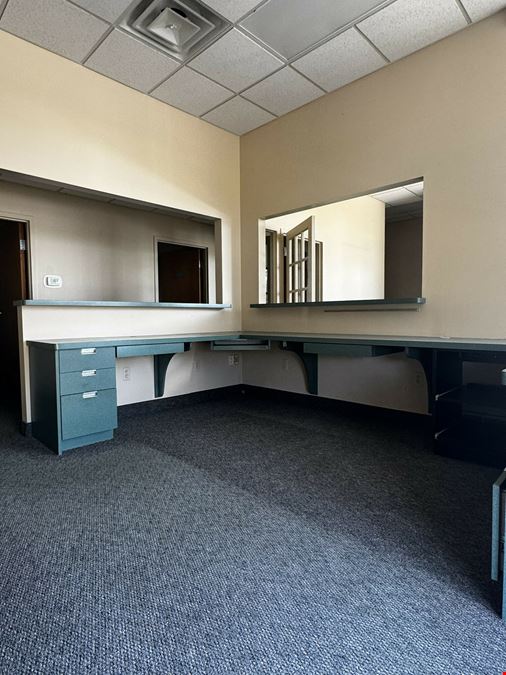 6505A & 6511 Campbell Blvd – 3 Versatile Commercial Spaces