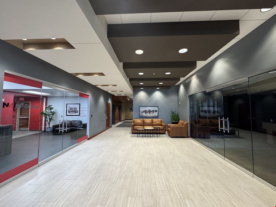 13321 California Street - Dodge Plaza