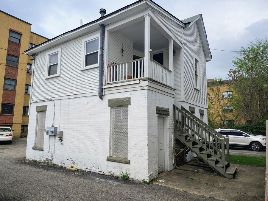 1337 Virginia St E