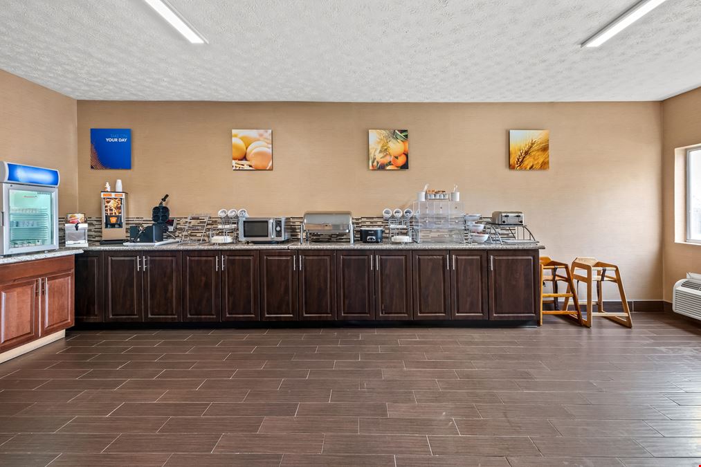 Comfort Inn & Suites Fairborn OH