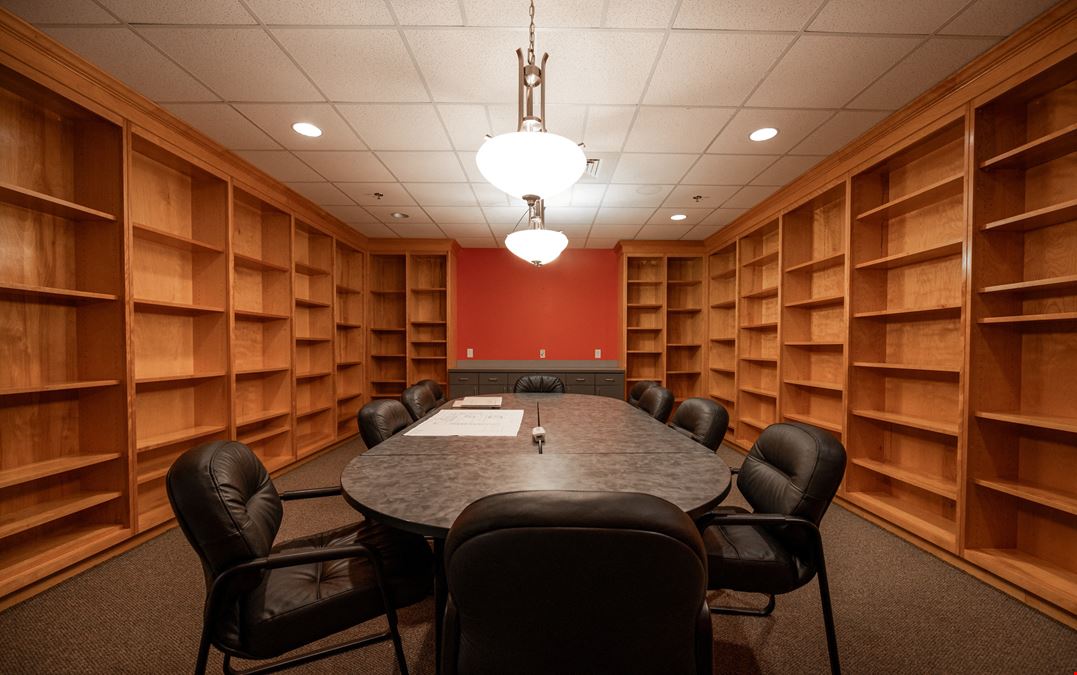 Willow Creek Professional Center