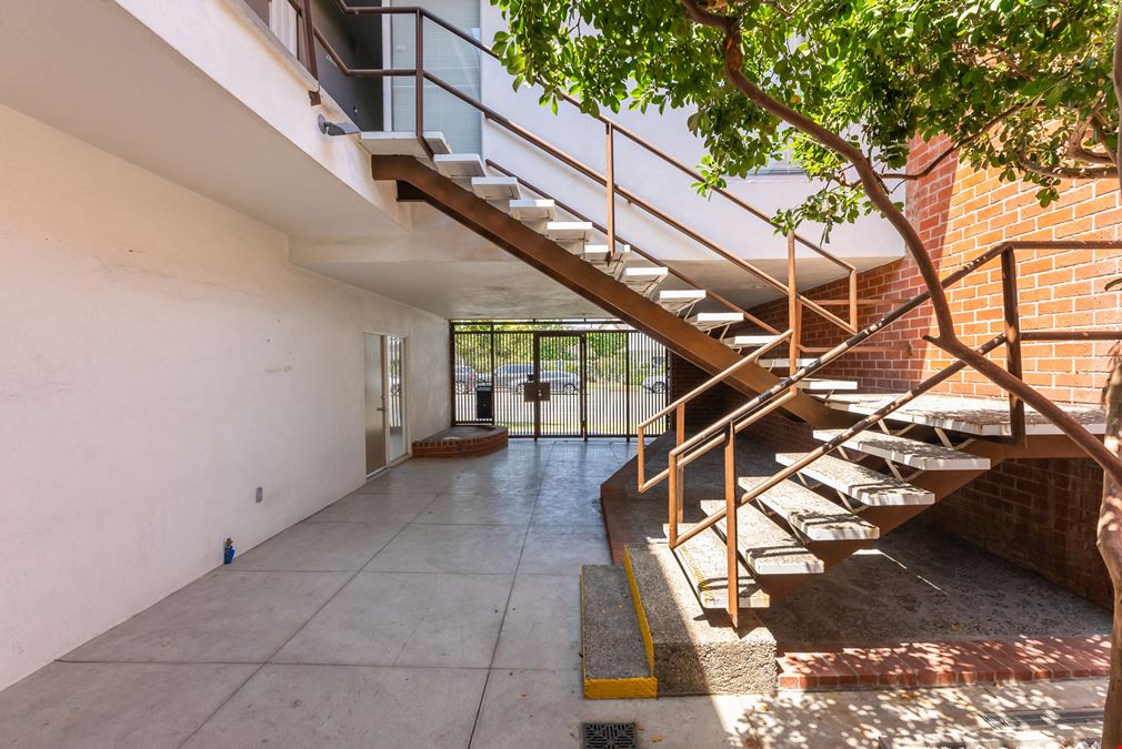 9024 W. Olympic Blvd