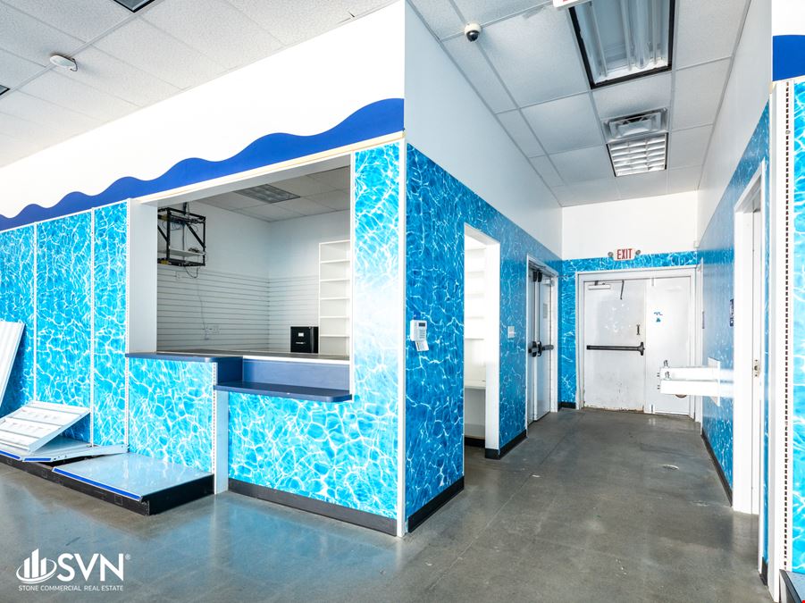 For Lease: Prime Retail Space