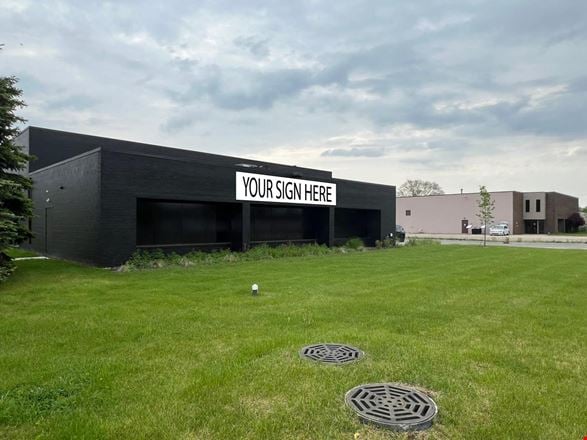 Preview of Industrial space for Sale at 850 S Glaspie St