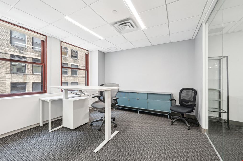 28 West 44th Street - 10th Floor Sublease