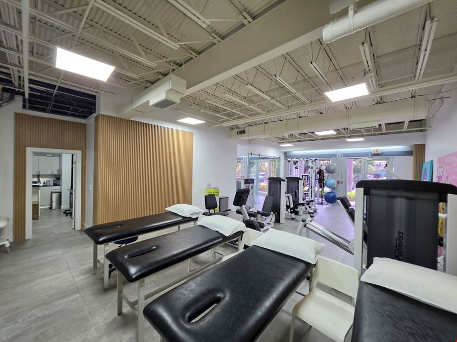 7950 Professional Center