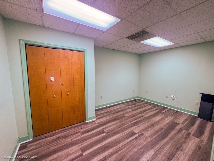 Gateway Center - 1037 West US Highway 90, Unit 11 and Unit 14