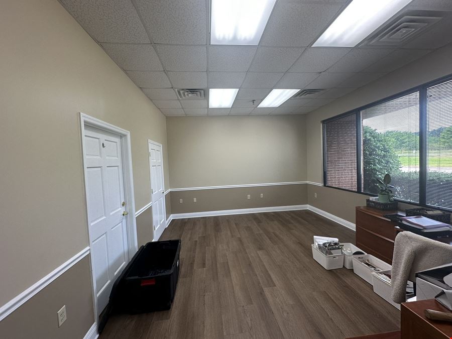 Rare High Ceiling Flex Space-Warehouse Heavy