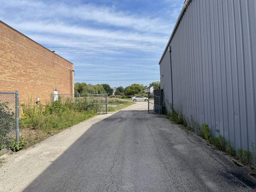 Industrial Space with Outdoor Storage