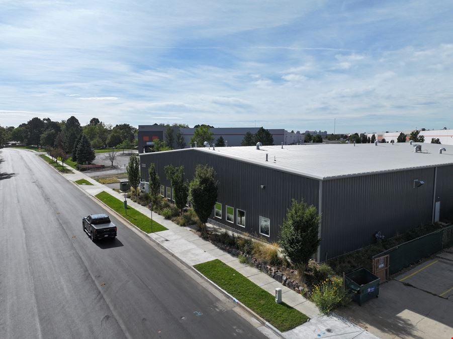 13000 Albrook Dr