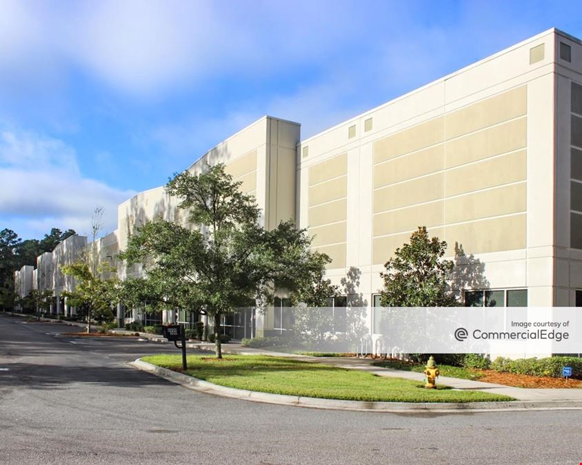 Crossroads Distribution Center - Building 200