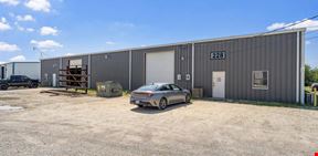 228 S McLennan Loop