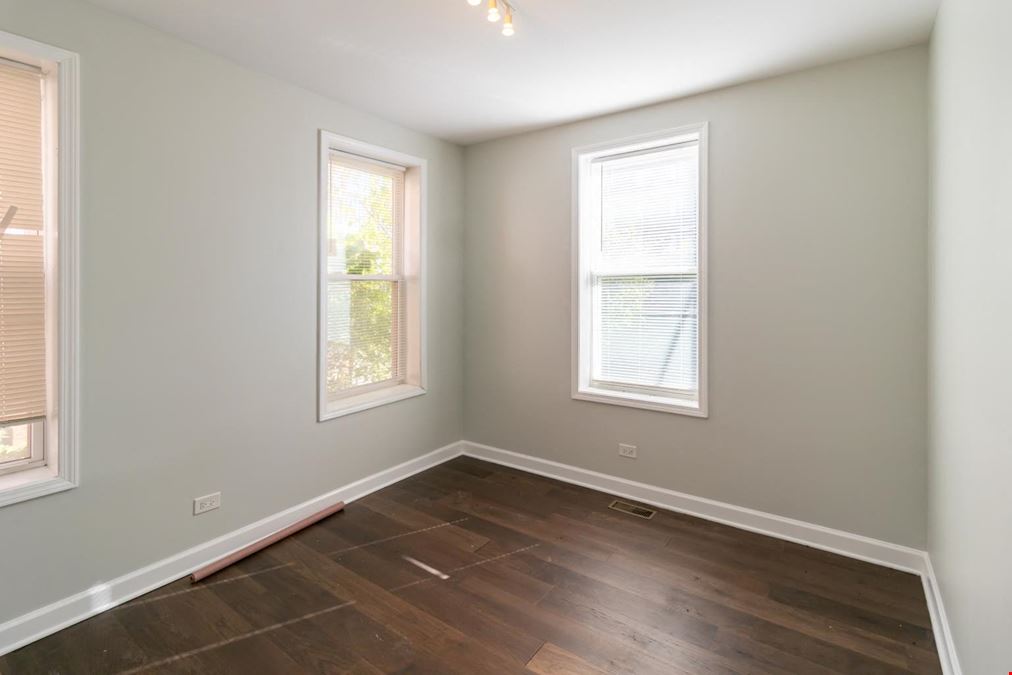 619 E Groveland Park | 7 Unit Multifamily