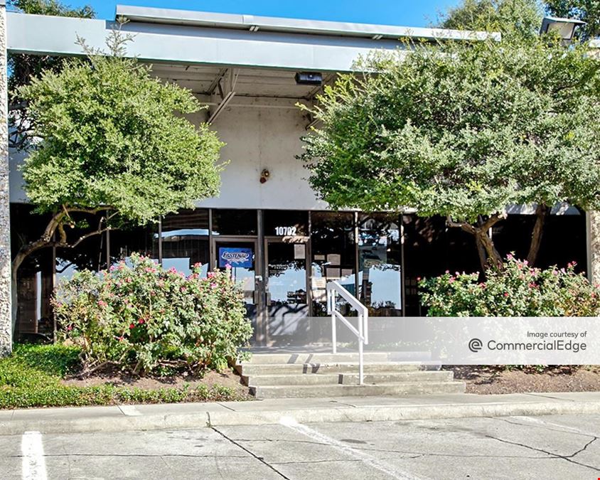 10730-10768 N. Stemmons Fwy. - Bldg. B & C