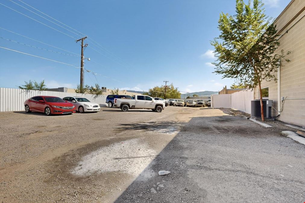 PREMIER MULTI TENANT INDUSTRIAL COMPLEX