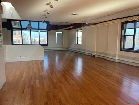 Preview of commercial space at 322 Broadway