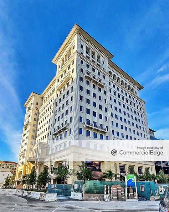 2811 Ponce de Leon Blvd