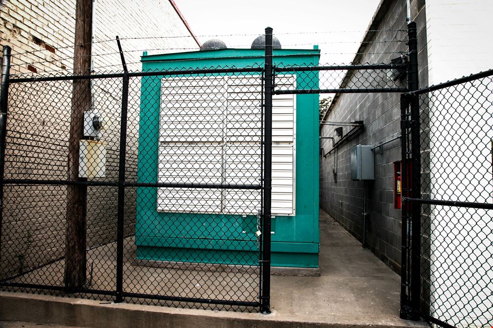 701 N.  Broadway Avenue, Suite 200