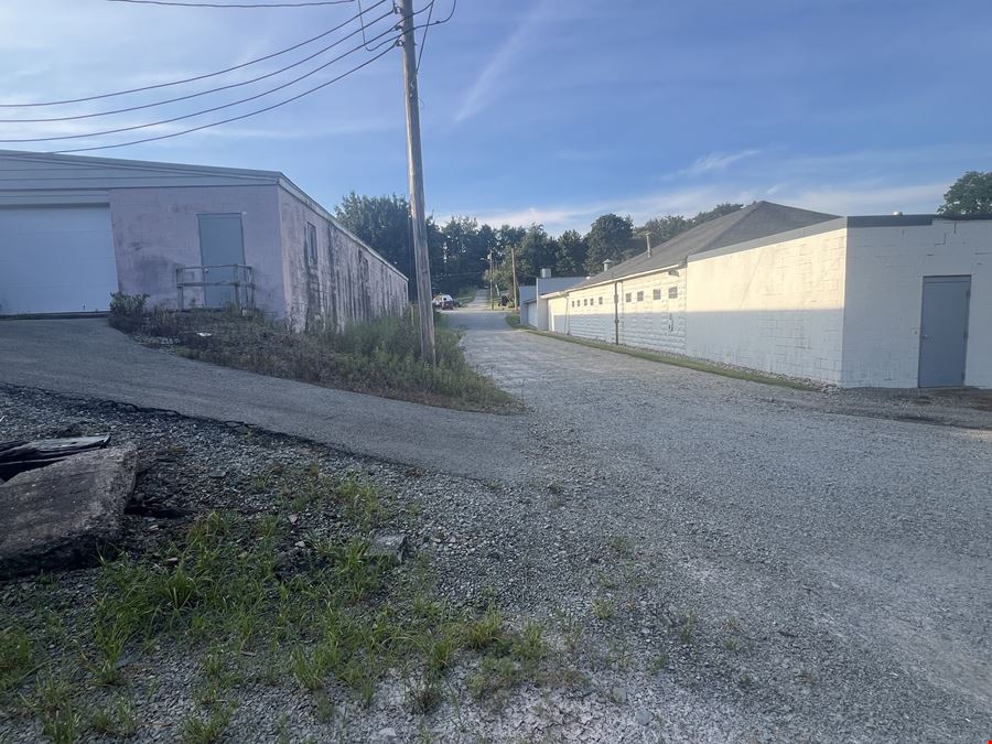 For Sale/Lease | Versatile 5-Building Complex with 21,500 SF in Prime Latrobe Location