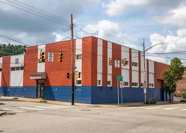 Preview of Industrial space for Rent at 3046 Penn Ave