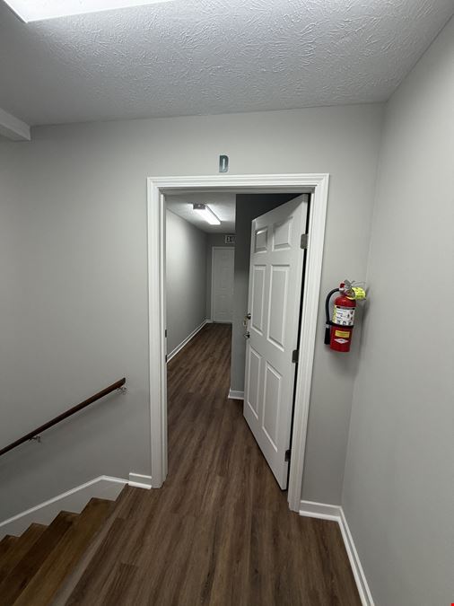 525 Thomastown Ln