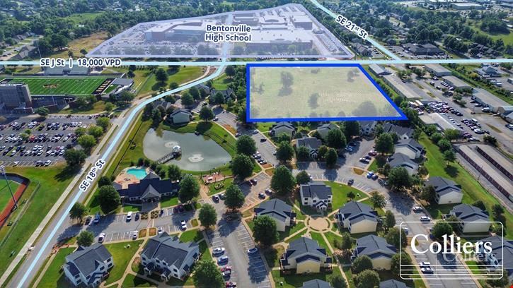 1908 and 1910 SE J Street, Bentonville, AR 72712