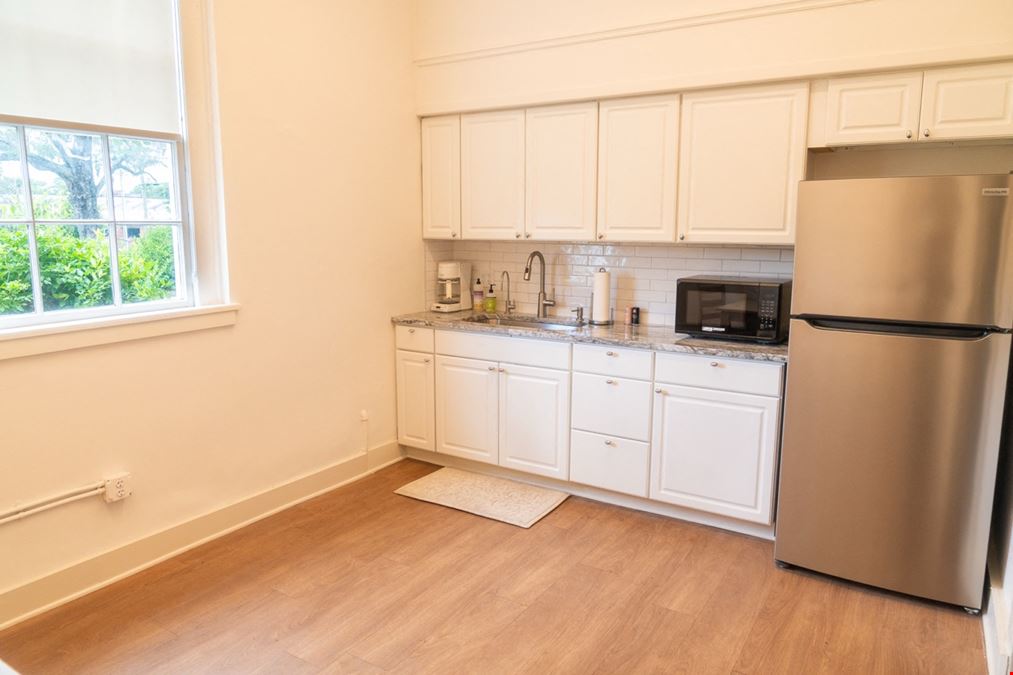 1st Floor of 302 Willard St