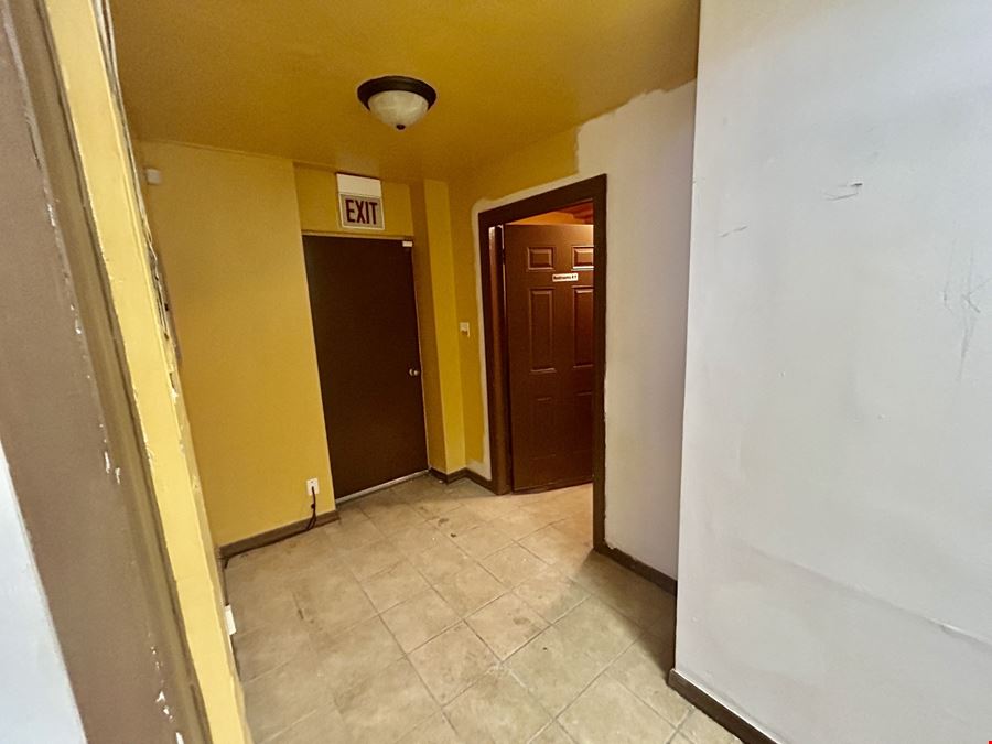 456 E 83rd St. - +/-1,200 SF Commercial Storefront