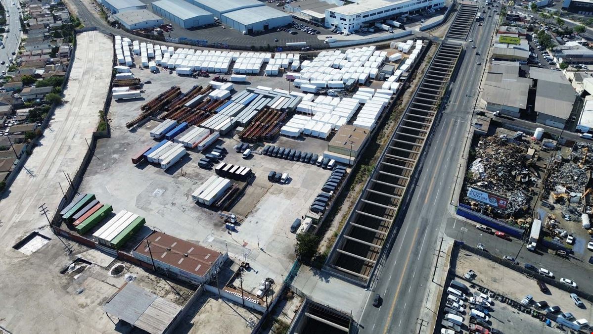 8440 - 8530 S Alameda St