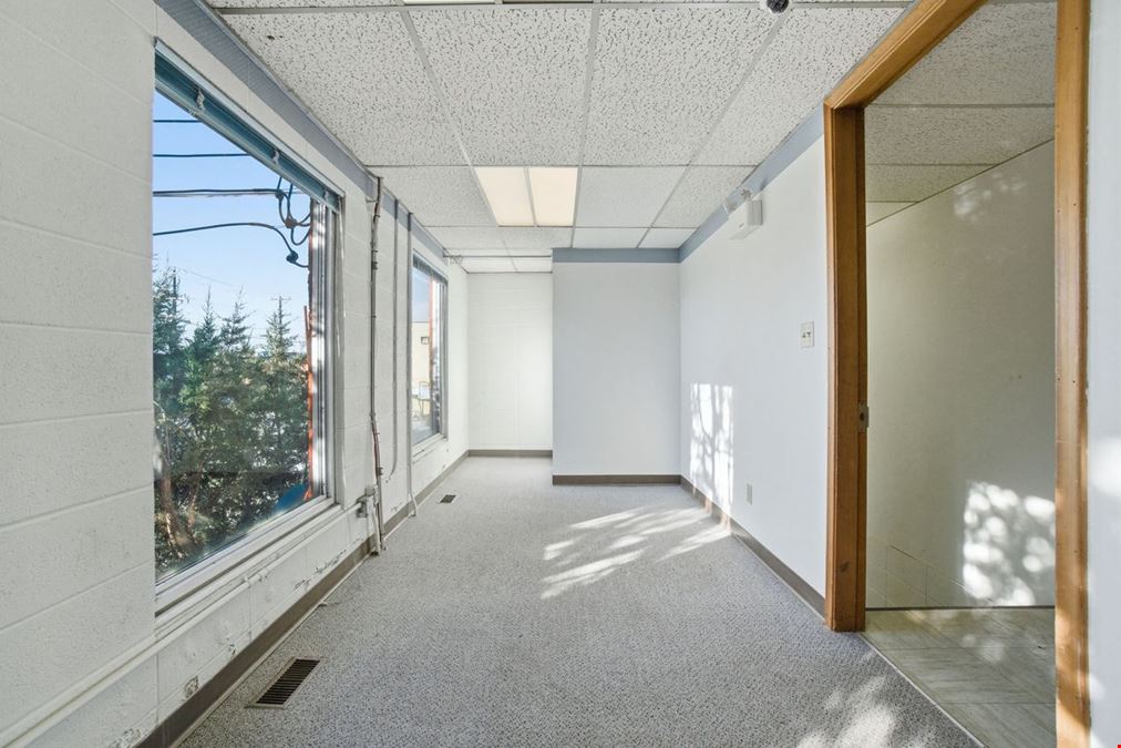 10666 98 Street Northwest