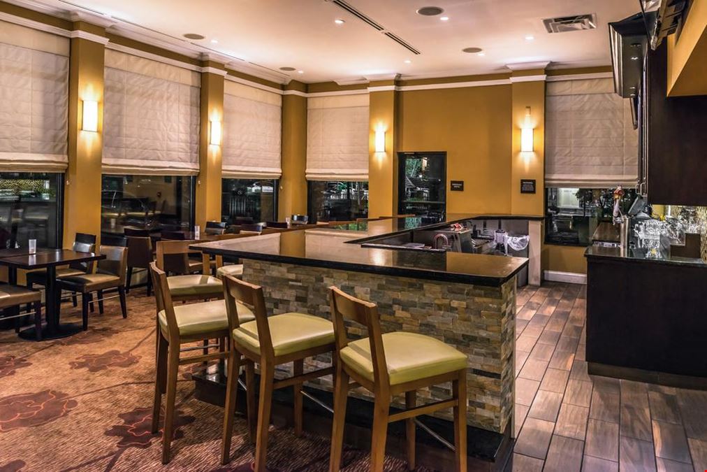 Hilton Garden Inn 