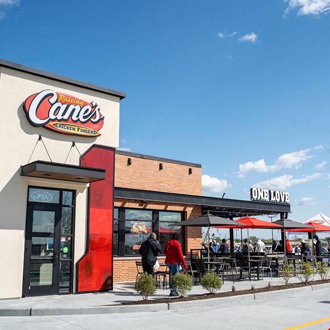 Renaissance Circle Shops: Redevelopment Opportunity