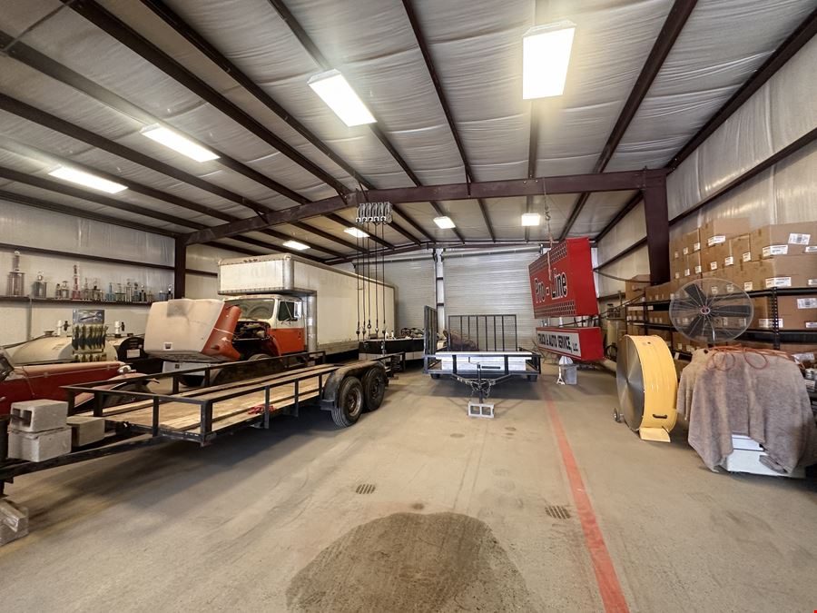 6,760 SF Warehouse/Office Off I-20