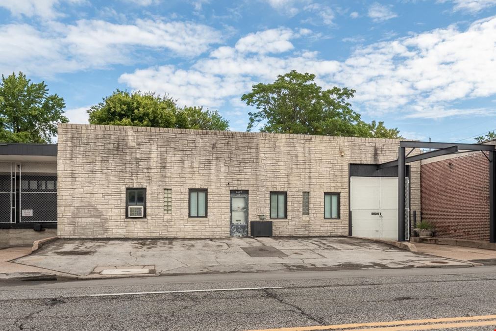 U City Industrial Building