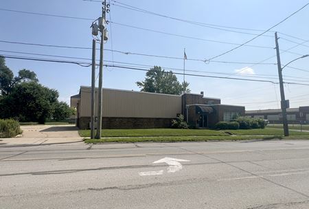 Preview of commercial space at 25 W. Sylvania Avenue