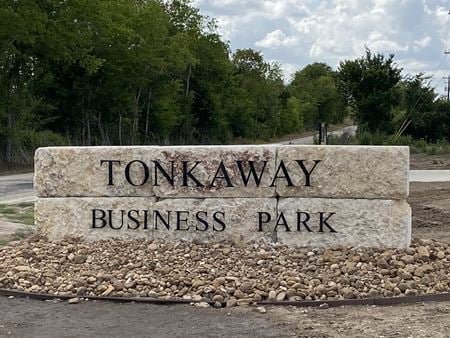 Preview of commercial space at 12948 & 12986 Tonkaway Lake Road