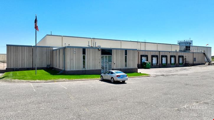 ±220,000 SF Available For Sale or Lease