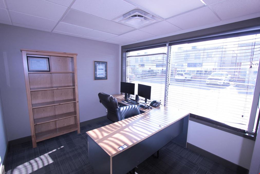 Units 3C - 6C, 380 MacKenzie Boulevard