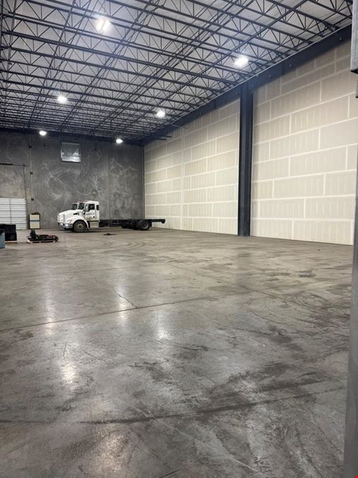 11400 North Interstate 35 Service Road