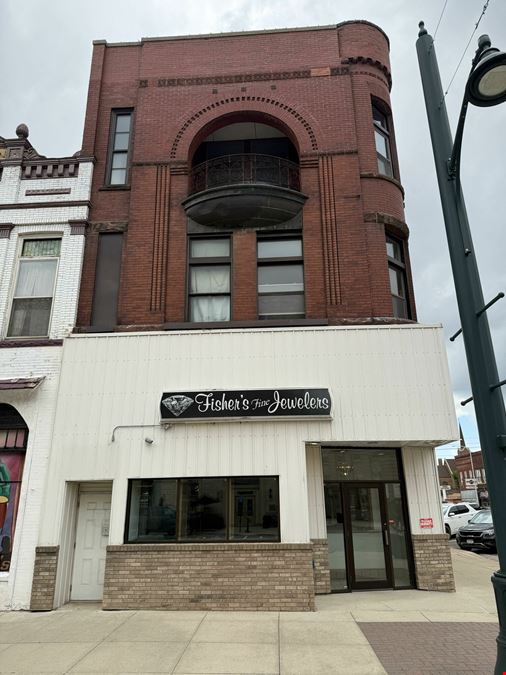 202 South Broadway Avenue