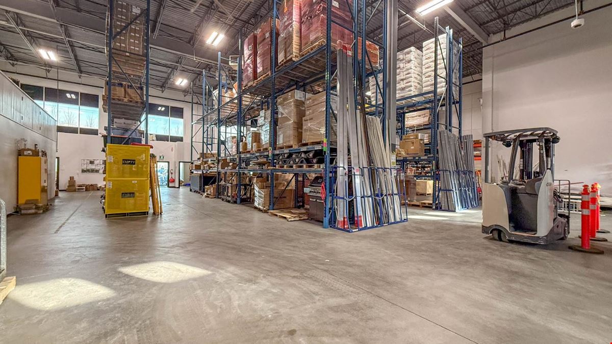 Centrally located industrial end-cap for sublease in the West Kelowna Business Park.