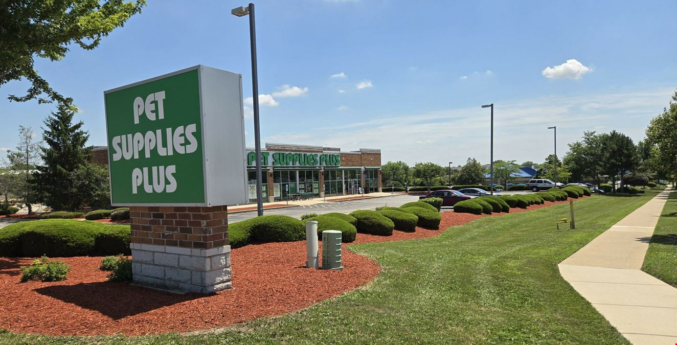 270 N Bolingbrook Dr