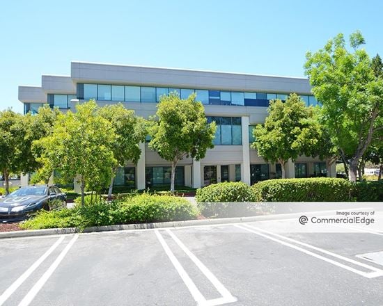 Preview of Office space for Rent at 2465 Latham St