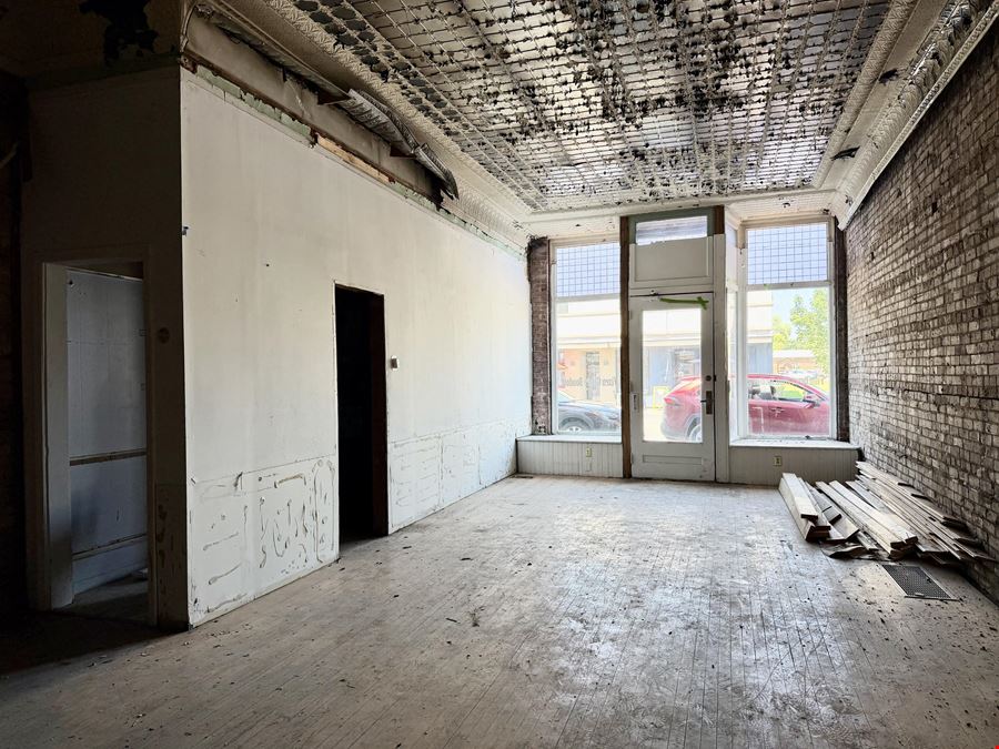 410 N Main St