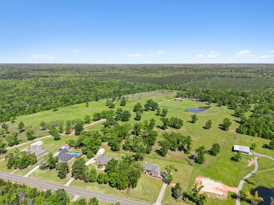 6670 North Lakeshore, Heathwood Estates